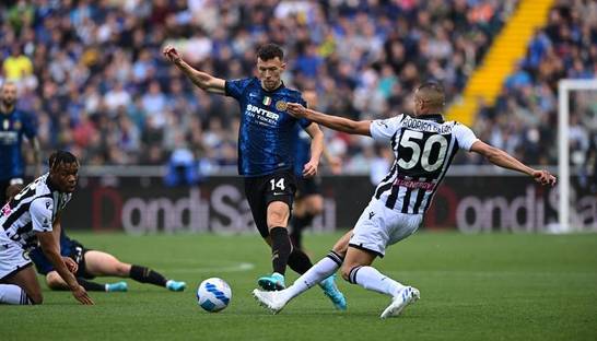 Интер сократил отставание от Милана, обыграв Удинезе