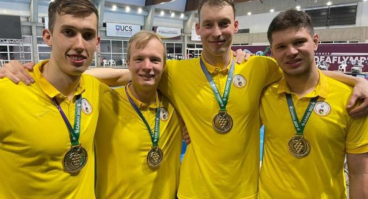 Украина завоевала еще 13 медалей в очередной день Дефлимпиады