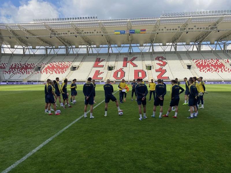 Сборная Украины потренировалась на стадионе в Лодзе перед матчем с Арменией / УАФ