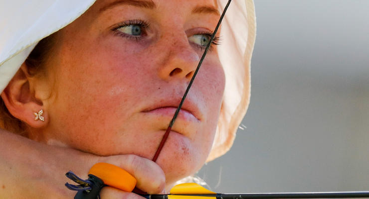 Украинка уверенно прошла в 1/16 финала по стрельбе из лука