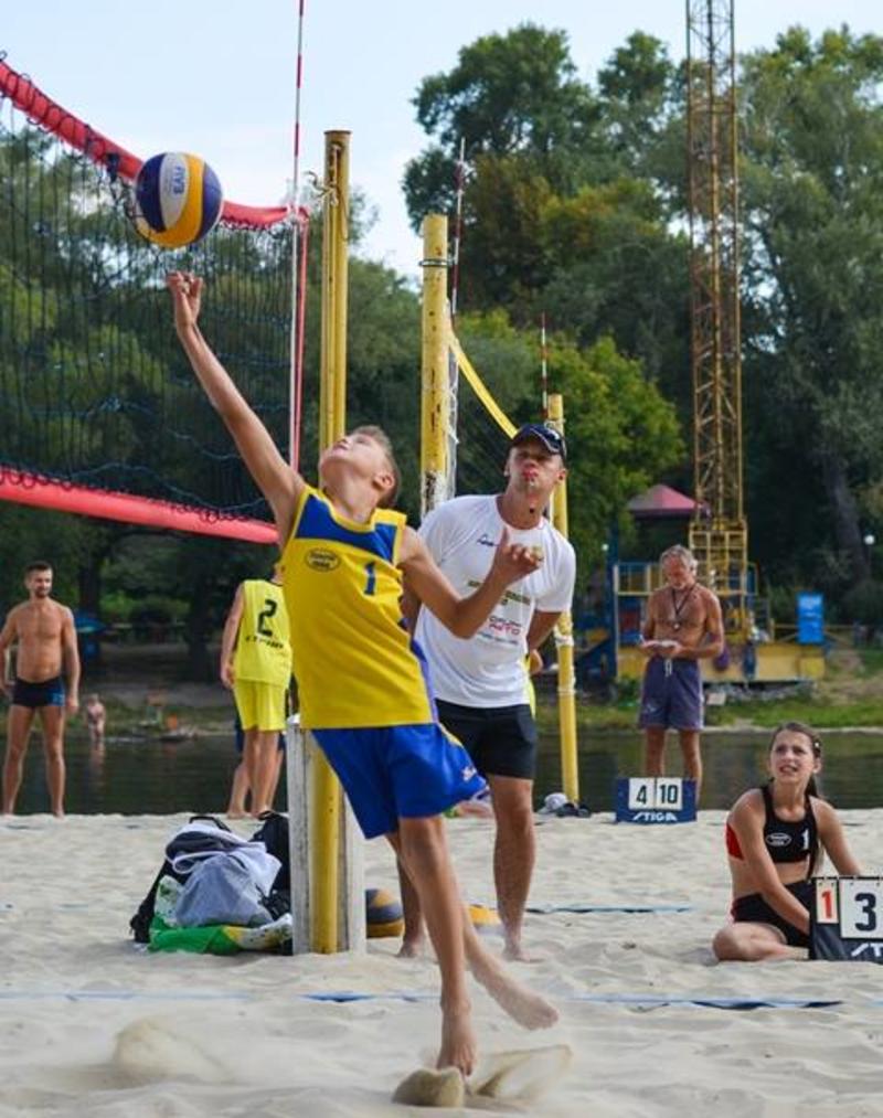 В Киеве состоялся открытый Кубок имени Ю.Г. Затворницкого по пляжному волейболу