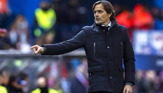 Тренер ПСВ: Зинченко создает моменты и ускоряет игру