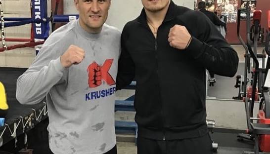 Ковалев поздравил Усика с дебютом в США