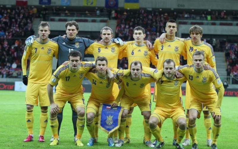 От флага Румынии до вышивки: как изменялась форма сборной Украины
