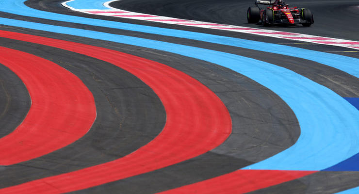 Гран-при Франции: Пилоты Феррари стали лучшими во второй практике, Ферстаппен - третий