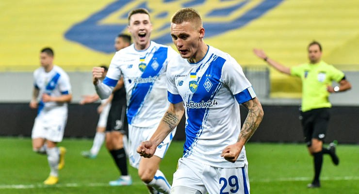 Буяльский второй раз подряд признан игроком месяца в Динамо