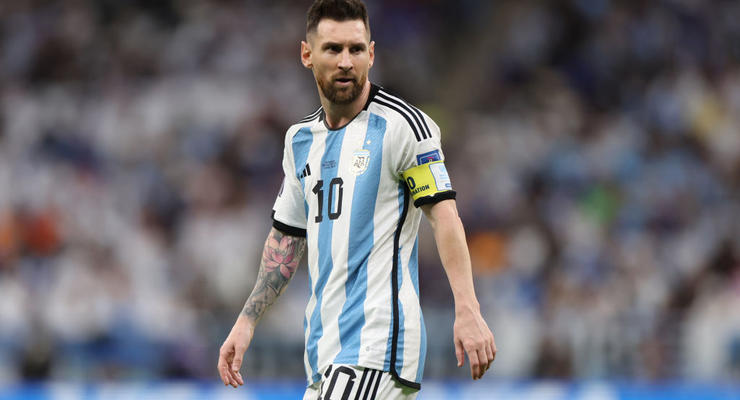 "Я очень зол": Месси возмутился судейством в матче Аргентина - Нидерланды