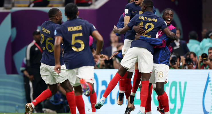 Франция пополнила "клуб избранных", выйдя во второй раз подряд в финал на чемпионате мира