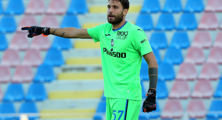 Милан согласовал контракт с вратарем Аталанты, Татарушану и Миранте летом покинут клуб