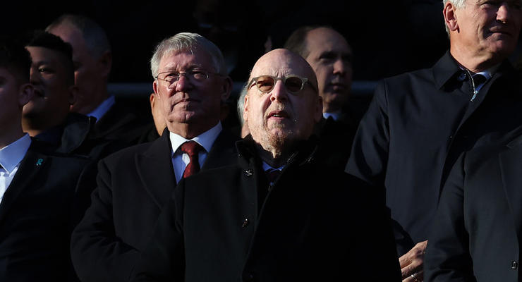 Цена акций Манчестер Юнайтед упала на фоне слухов, что Глейзеры не продадут клуб