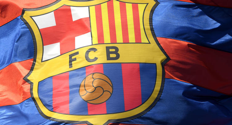 УЕФА может отстранить Барселону от еврокубков
