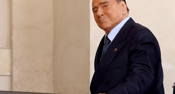 Скончался легендарный президент Милана Берлускони