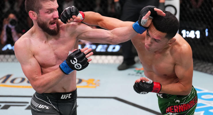Украинец Бондарь потерпел второе поражение в UFC из-за непредвиденных обстоятельств