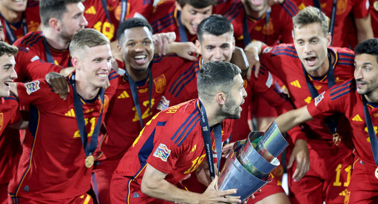 Испания выиграла пятый трофей в истории