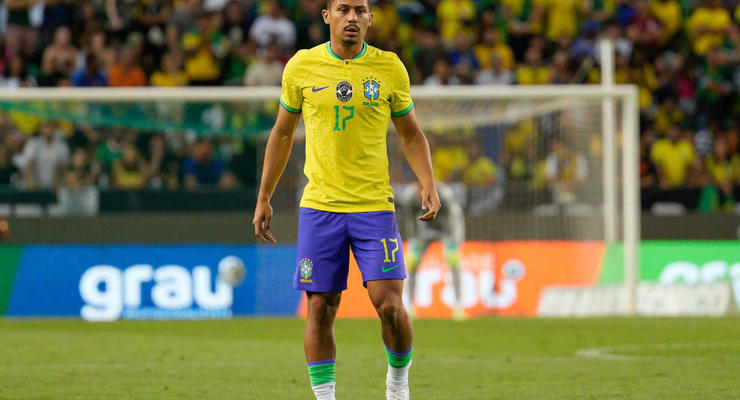 Клуб из Бразилии отказался продавать своего полузащитника в Ливерпуль