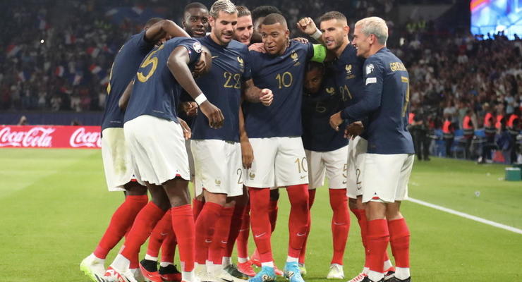 Сборная Франции установила новый личный рекорд международных матчей