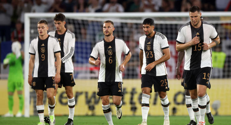 Германия в очередной раз опозорилась в товарищеском матче: видеообзор разгромного поражения