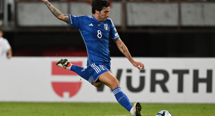 Полузащитник сборной Италии получил травму перед матчем с Украиной