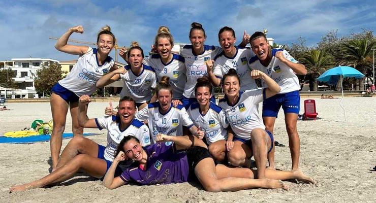 Украинская женская команда выиграла Кубок чемпионов мира по пляжному футболу