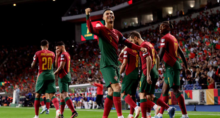 Дубль Роналду и победа Португалии в обзоре матча со Словакией: видео лучших моментов