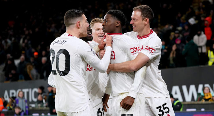 Манчестер Юнайтед обыграл Вулверхэмптон в матче с семью голами