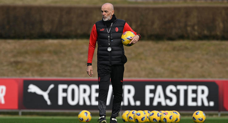 Президент Наполи хочет видеть у руля команды тренера Милана