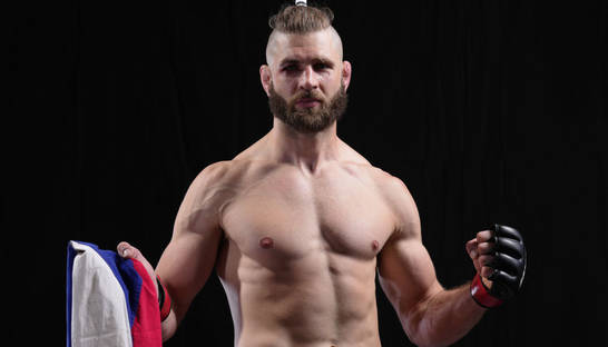 Топовий напівтяж UFC готовий побитися за титул на батьківщині чемпіона