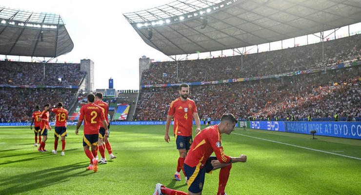 Іспанія впевнено обіграла Хорватію завдяки ударному першому тайму