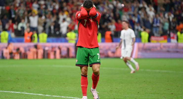 Роналду расплакался после незабитого пенальти в ворота Словении