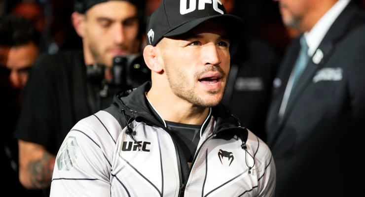 Чендлер готов отказаться от боя с Конором ради легенды UFC