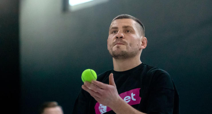 Беринчик будет защищать титул WBO в андерканте боя Усик - Фьюри