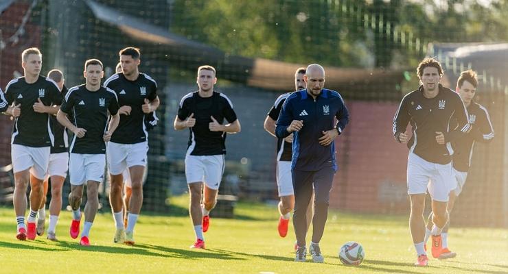 Сборная Украины провела первую тренировку в новой форме