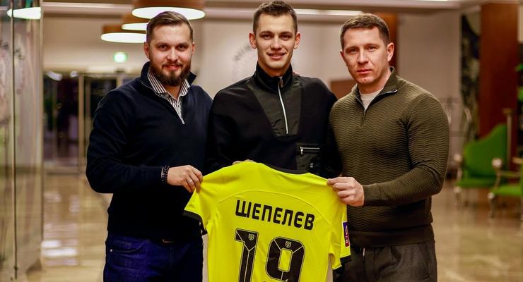 Александрия объявила о подписании Шепелева
