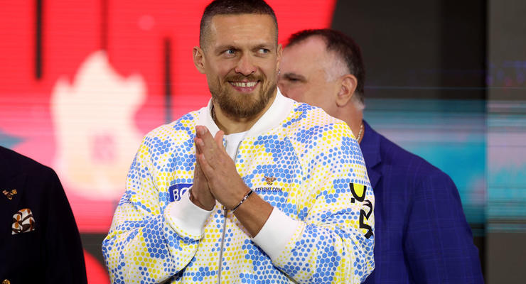 Усик рассказал, сколько может стоить тренировочный лагерь